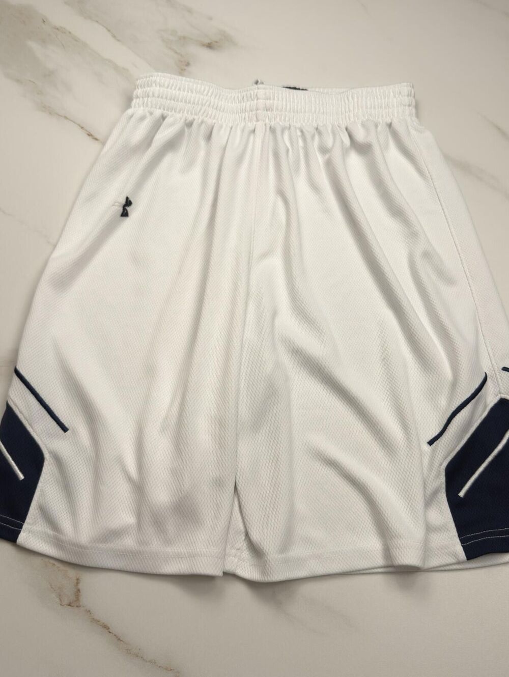 Under Armour Athletic Shorts White - Boys XL